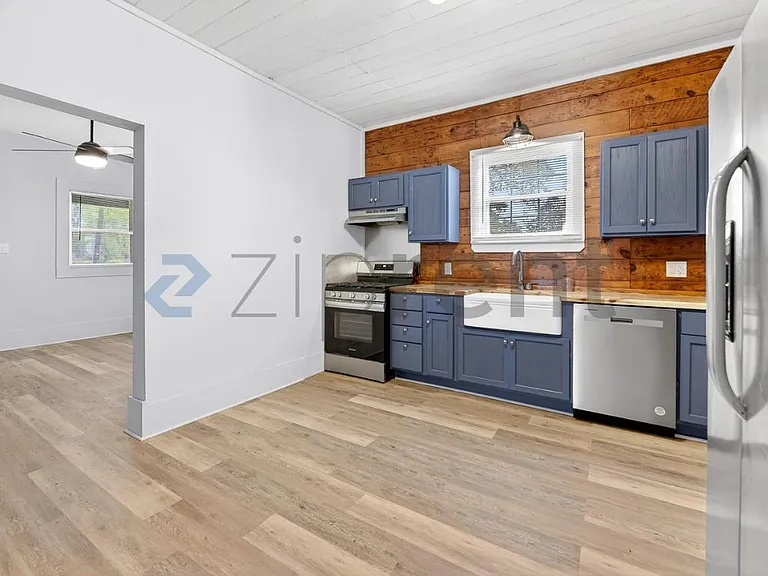 309 Park St — Photo 8