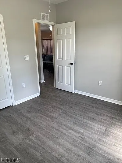 1107 Enrique St E — Photo 30