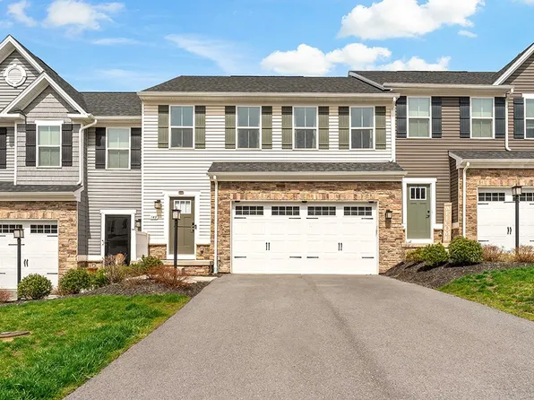 148 Black Oak Ln, Mc Donald, PA 15057