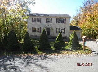 3110 Mohawk Trl, Tobyhanna, PA 18466