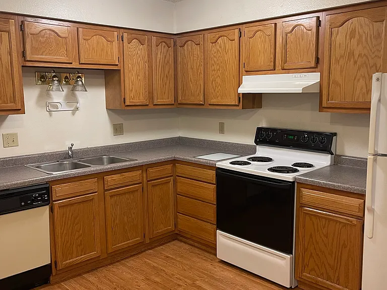 12 E Court St #501 — Photo 2