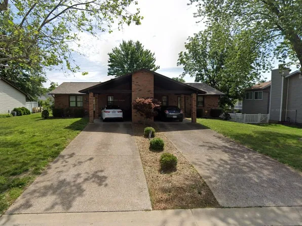 110 Osterhage Dr APT A, Waterloo, IL 62298