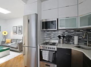 406 S 3rd St APT 3, Brooklyn, NY 11211