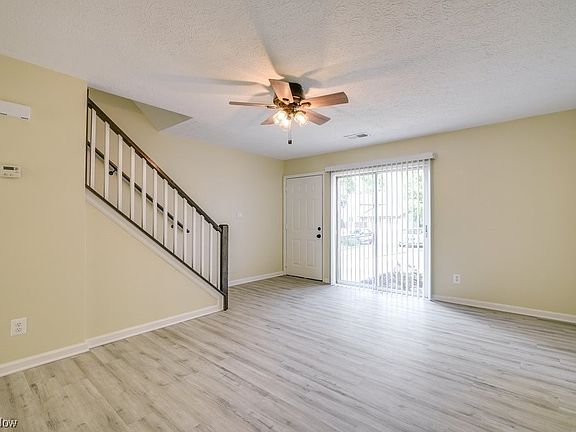 3rd image of 785 Pipes Ct