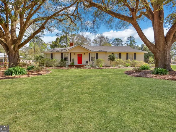 191 S Magnolia Dr, Jesup, GA 31546