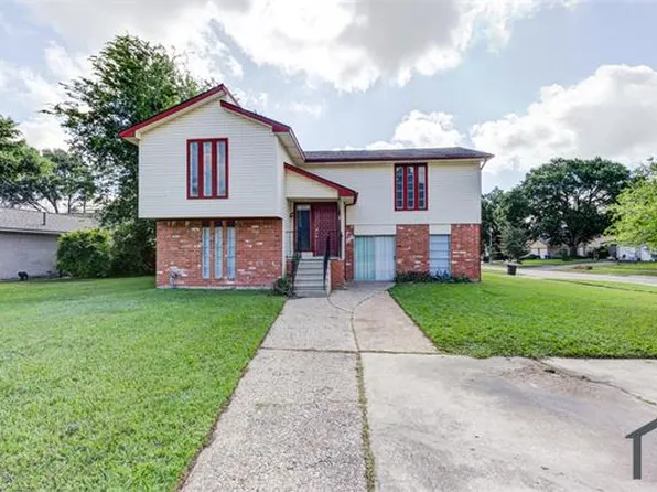 15902 Timber Valley Dr, Houston, TX 77070