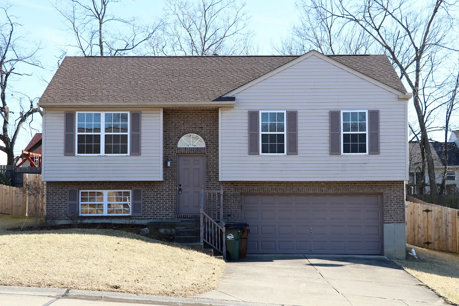 1458 Melinda Ln photo 1