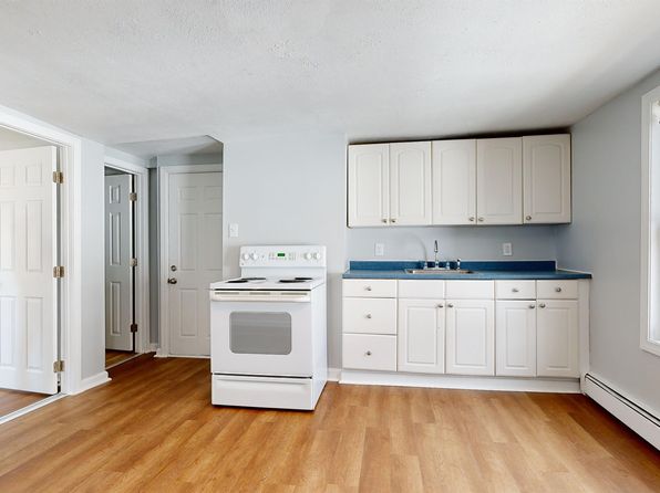 61 Pioneer Ave #B