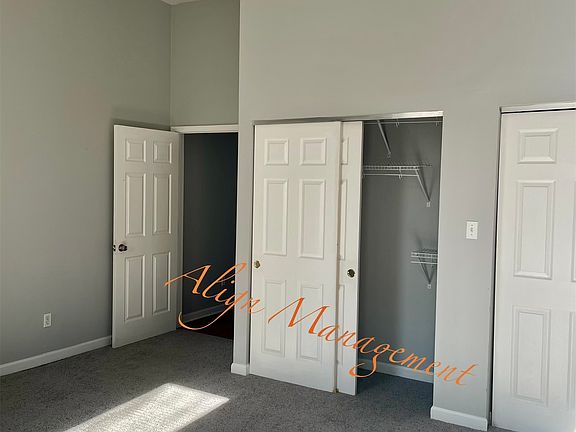 3rd image of 2720 Chippewa St #A