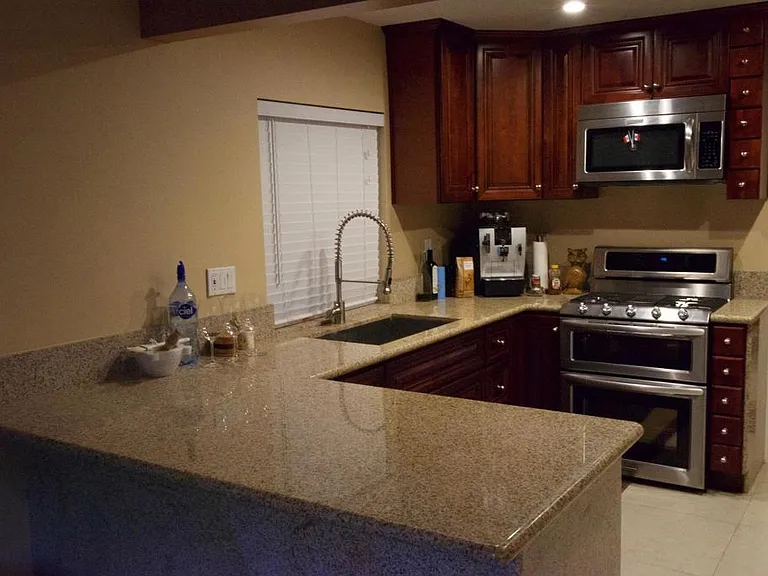 411 Windjammer Cir — Photo 5
