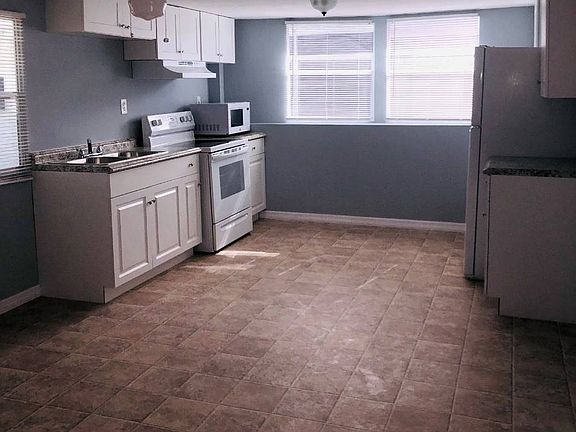 2nd image of 2701 34th St N #246
