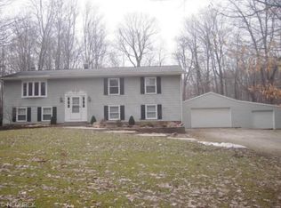 4265 Wayne Rd, Mantua, OH 44255