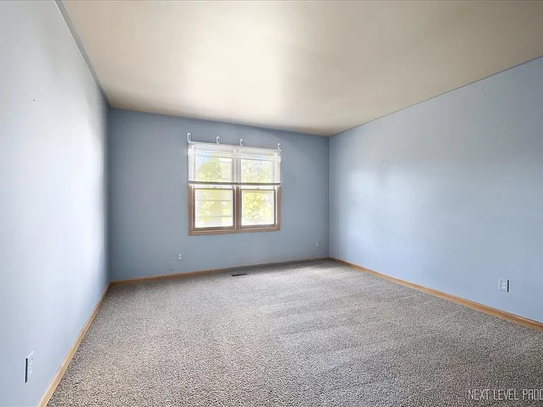 13 Saddlewood Ct — Photo 20