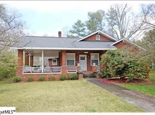 240 Ann St, Pickens, SC 29671