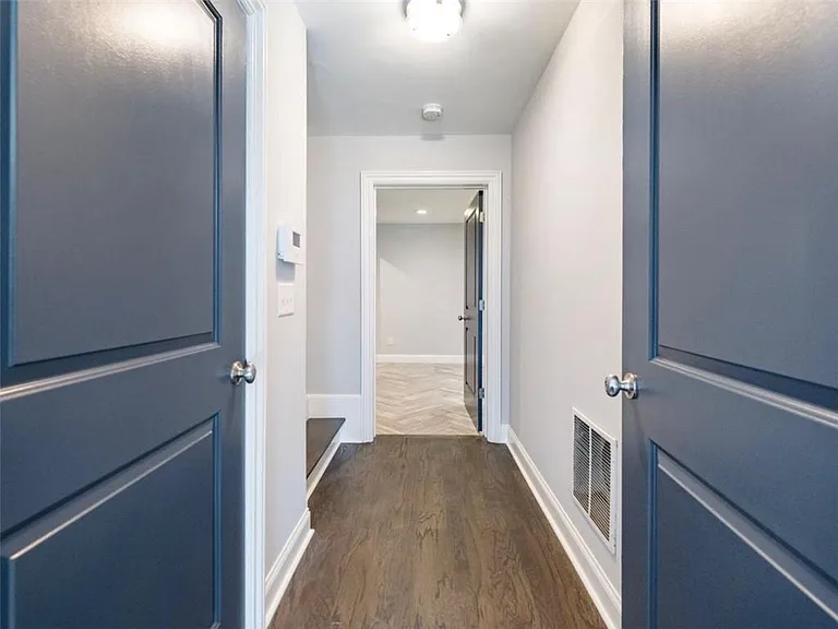 378 Bill Kennedy Way SE — Photo 46