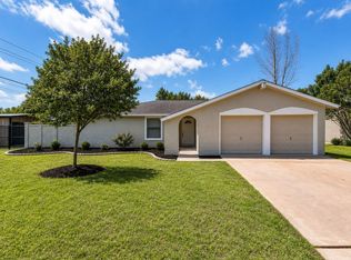 1105 Green Meadow Dr, Round Rock, TX 78664