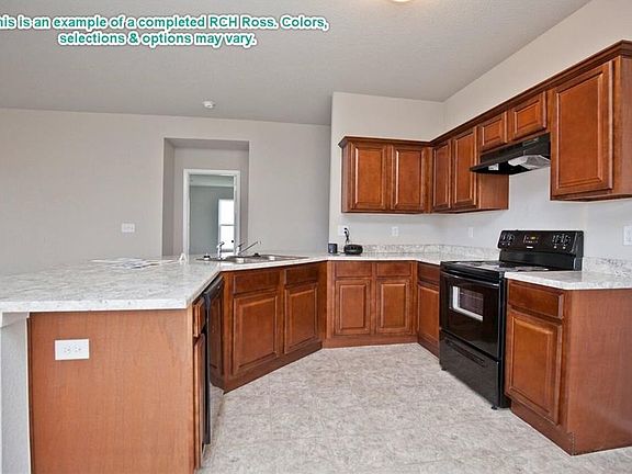 4th image of 2301 Maplewood Dr