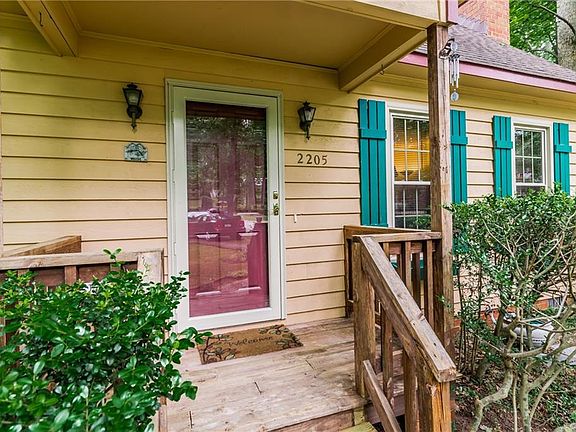 2nd image of 2205 Oxer Ct