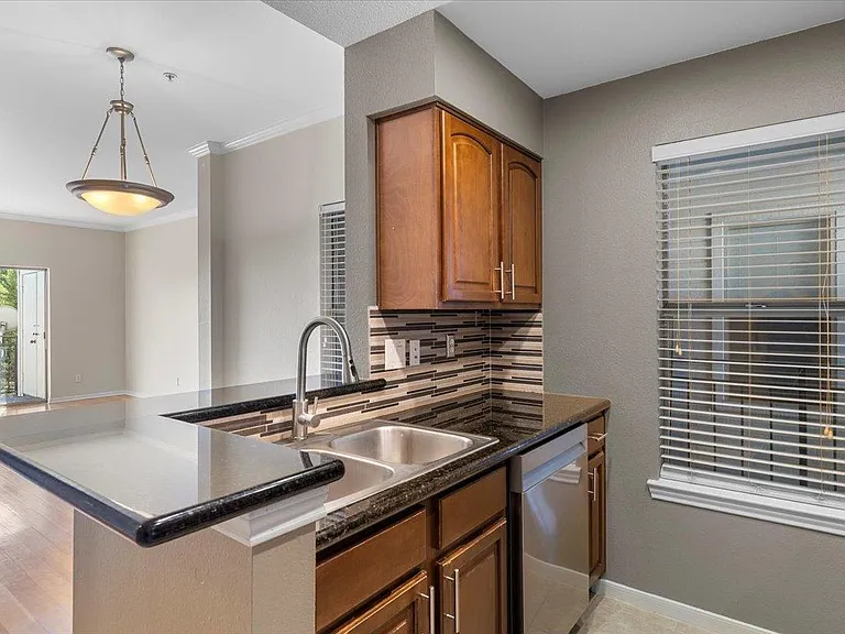 6000 Shepherd Mountain Cv #A309 — Photo 4
