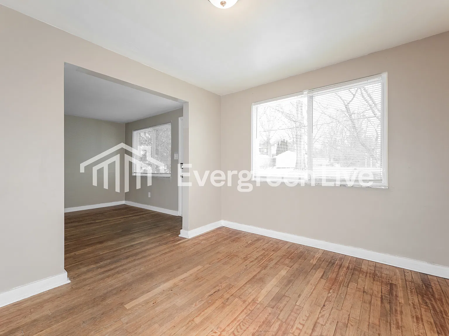 3 bed, 1.5 bath, 1640 sqft, $1,495 — Photo 3
