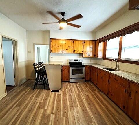 5th image of 2026 S Byrd Ave