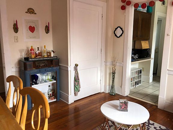 4th image of 228 Lexington Ave APT 201