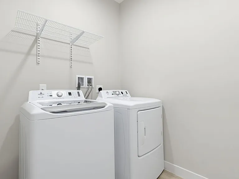 Taj Estates of Franklin II — Photo 108