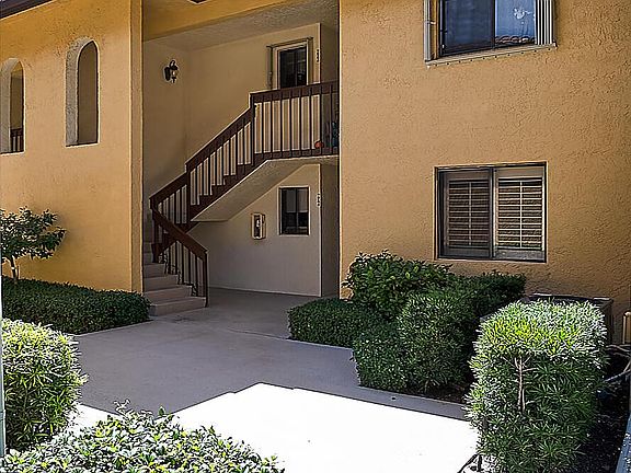 2nd image of 50 Pelican Pointe Dr APT 104