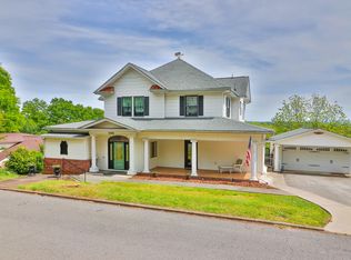 306 E 2nd Ave, Lenoir City, TN 37771