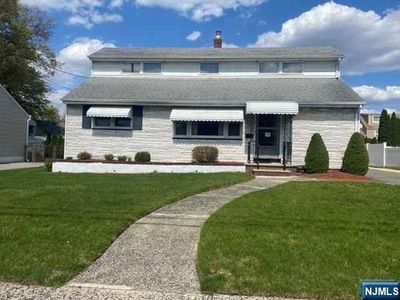50 Oak Ridge Rd, Clifton, NJ, 07013