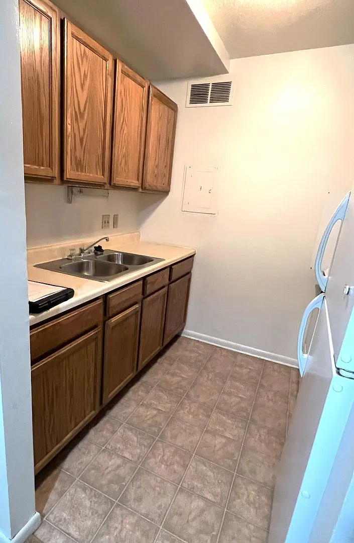 Gold Falls Villa Apartments — Photo 2