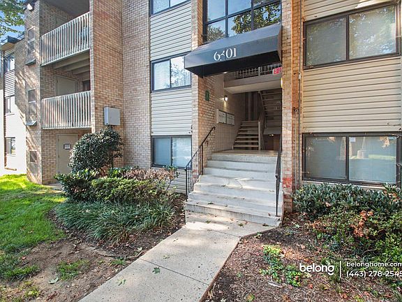 3rd image of 6301 Hil Mar Dr Unit 10