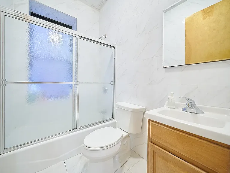 945 Saint Nicholas Ave #1D — Photo 11