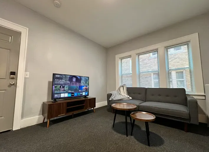 1 bed, 500 sqft, $1,425 — Photo 3