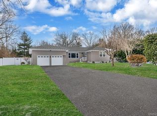 159 Shady Lane, Smithtown, NY