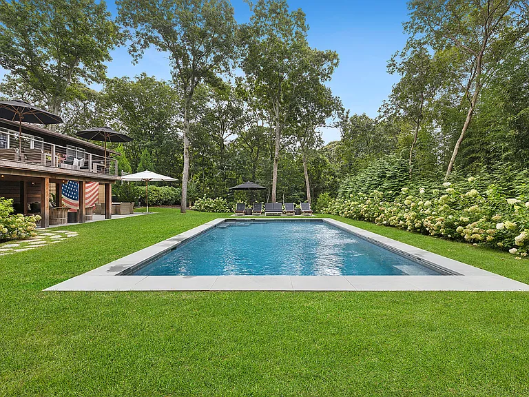44 Milina Dr — Photo 3