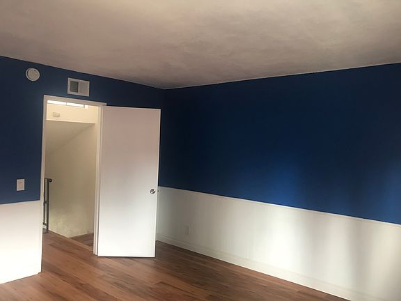 4th image of 2205 Calle Taxco