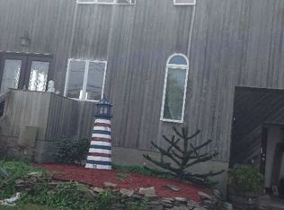 10 Milton Rd, Babylon, NY 11702