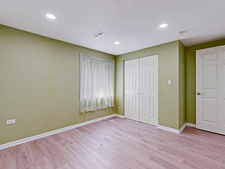 2437 Sir Barton Ln — Photo 27