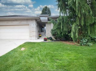 2 Thomas Cres, Chatham Kent, ON N0P2L0