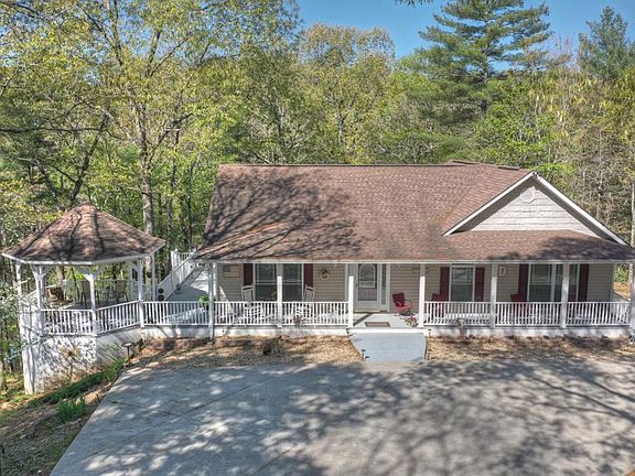 5th image of 400 Pocaset Dr