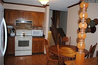 4th image of 543 Meadowland Ct
