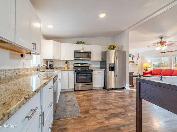 1636 N Camino Altar, Tucson, AZ 85743