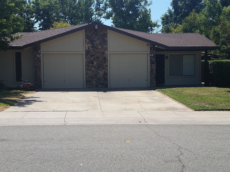quiet neighborhood, shade trees in front and back