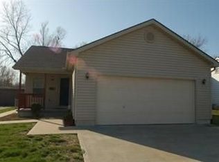 313 SW 9th St, Blue Springs, MO 64015