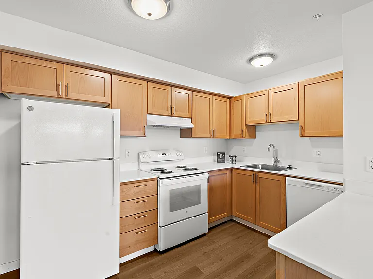 Norton Landing Apartments — Photo 37