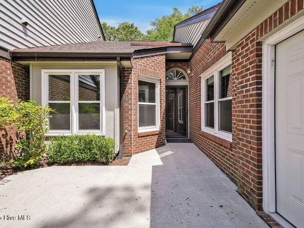 2114 Jumpin Run Drive, Wilmington, NC 28403
