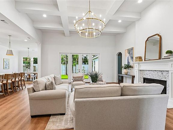 5th image of 4232 Cypress Point Dr