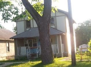 865 N Rosewood Ave, Kankakee, IL 60901