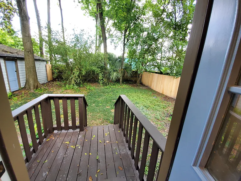 4527 Lawnview St — Photo 29